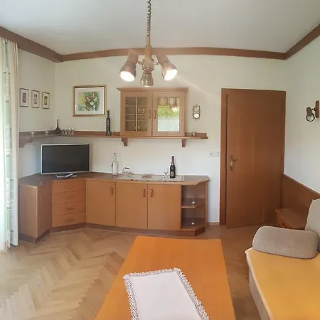 Gaestehaus Struggl Steindorf am Ossiacher See